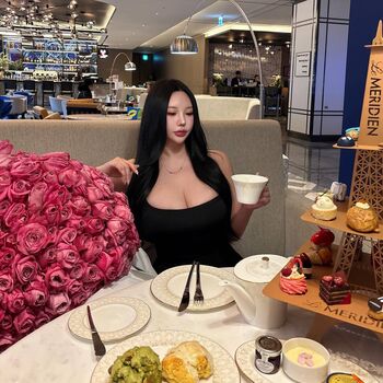 Full leaked Ykinseoul private onlyfans photo