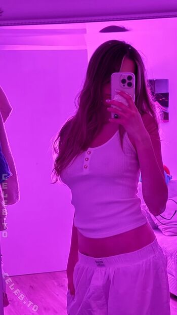 Full leaked Yonca private onlyfans photo