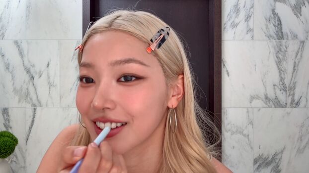 Full leaked Yoonchae page private onlyfans photo