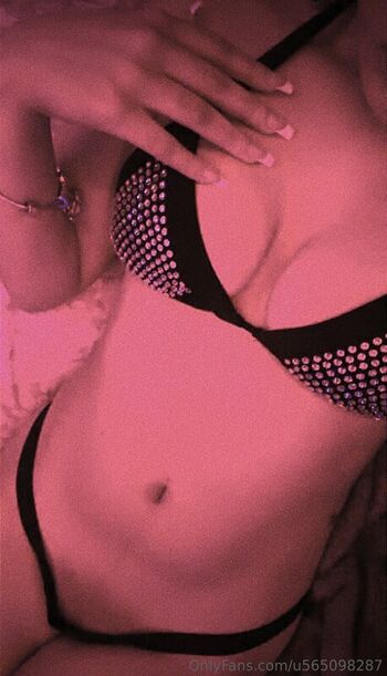 Full leaked Yorelis de leon private onlyfans photo