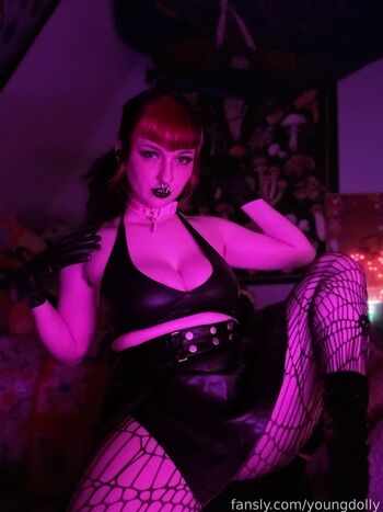 Full leaked Youngdolly private onlyfans photo