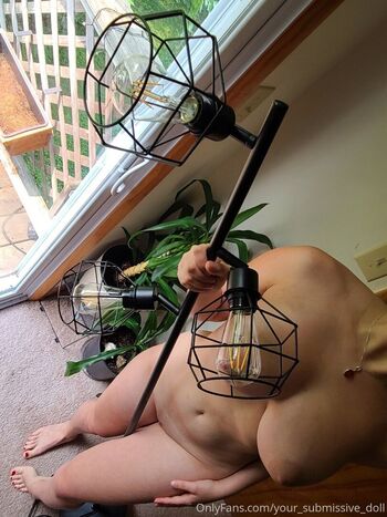 your_submissive_doll