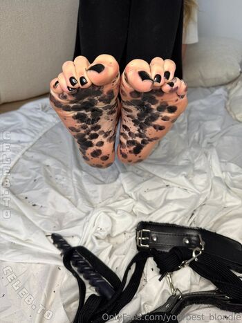 Full leaked Yourbestblondie page private onlyfans photo