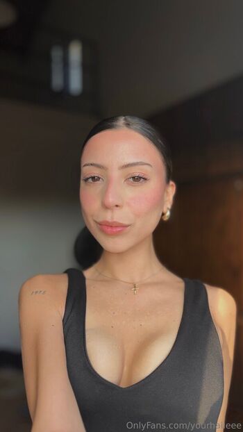 Full leaked Yourhaileee private onlyfans photo