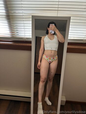 Full leaked Yourlilysdose private onlyfans photo