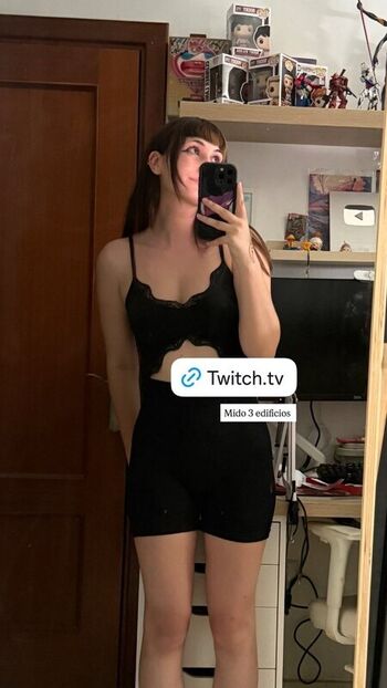 Full leaked Yquen private onlyfans photo