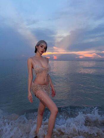 Full leaked Yuan sayuki weme private onlyfans photo