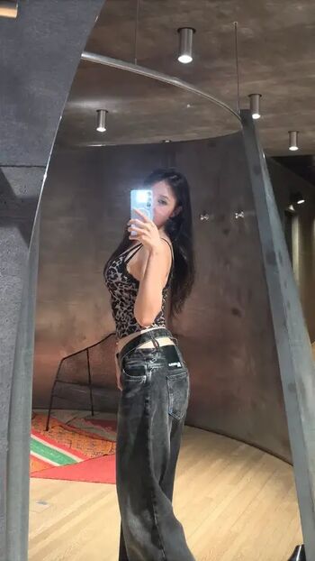 Full leaked Yuggie tv page private onlyfans photo
