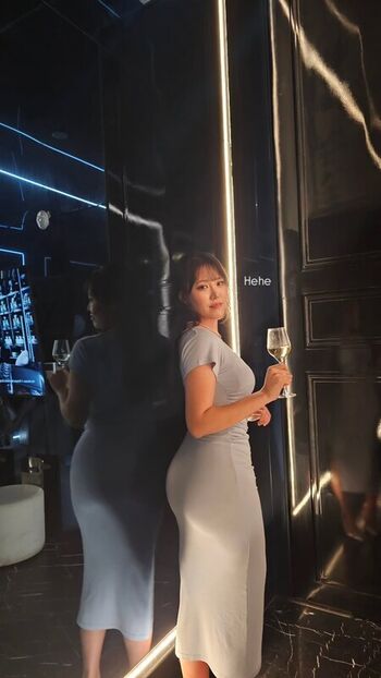 Full leaked Yuggie tv page private onlyfans photo