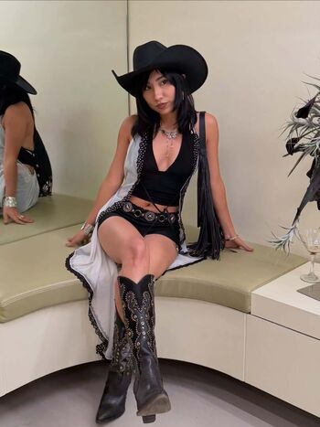 Full leaked Yuitenaa private onlyfans photo