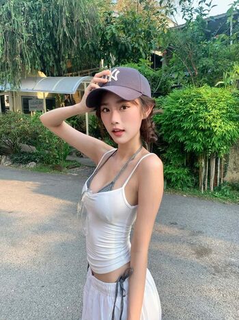 Full leaked Yujeen indyy private onlyfans photo