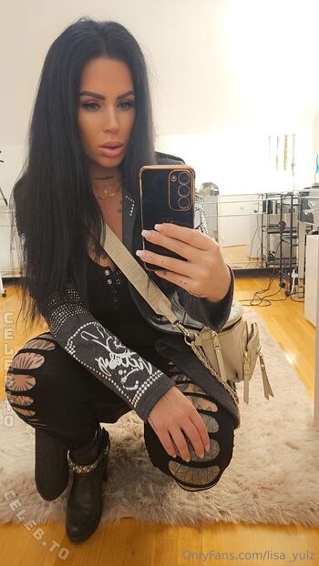 Full leaked Yulz inked private onlyfans photo