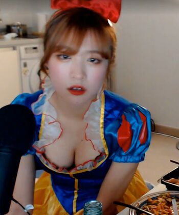 Full leaked Yummy private onlyfans photo