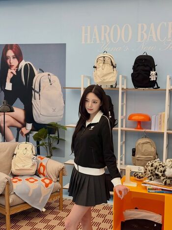 Full leaked Yuna itzy shin yu na page private onlyfans photo