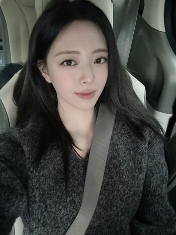 Full leaked Yuna itzy shin yu na page private onlyfans photo