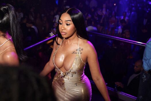 Full leaked Yung miami private onlyfans photo