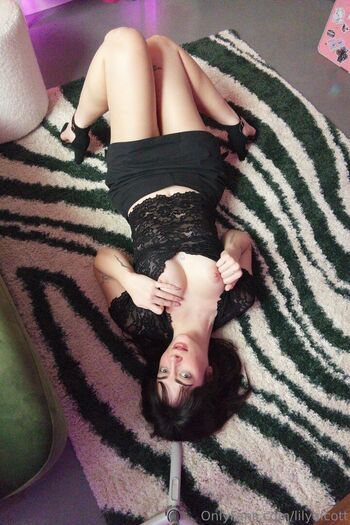 Full leaked Yungllamacita private onlyfans photo