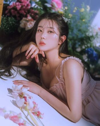 Full leaked Yuniyuning page private onlyfans photo