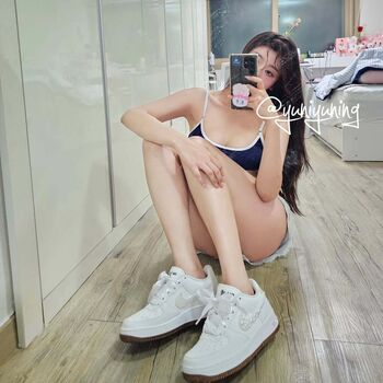Full leaked Yuniyuning page private onlyfans photo
