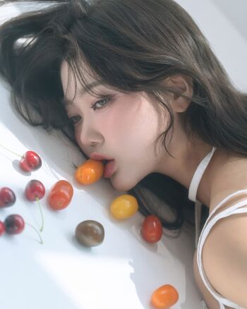 Full leaked Yuniyuning page private onlyfans photo