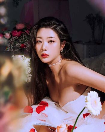 Full leaked Yuniyuning page private onlyfans photo