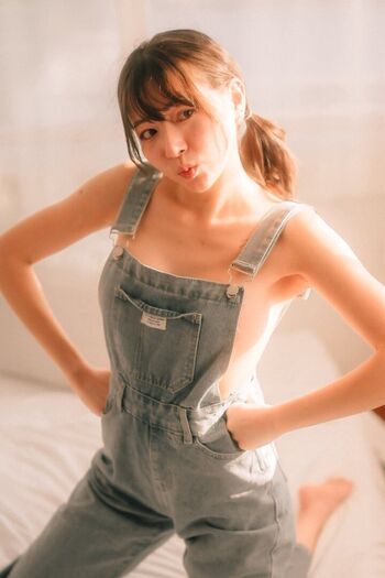 Full leaked Yunjing saehun page private onlyfans photo