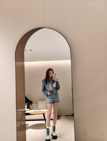 Full leaked Andrea rosu/ private onlyfans photo