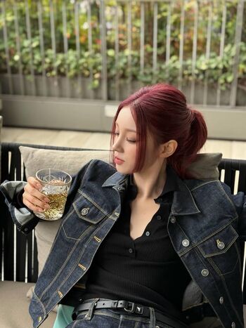 Full leaked Yuqi page private onlyfans photo