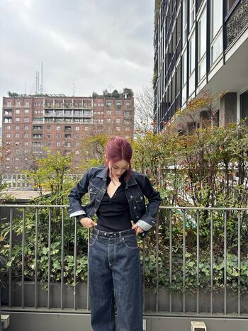 Full leaked Oli/ private onlyfans photo