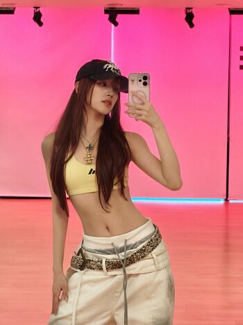 Full leaked Ecem karavus/ private onlyfans photo