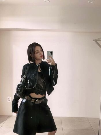 Full leaked Cinderella girl / private onlyfans photo