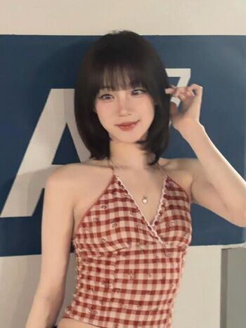 Full leaked Emily toh/ private onlyfans photo