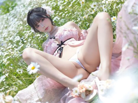 Full leaked Yuuhuia page private onlyfans photo