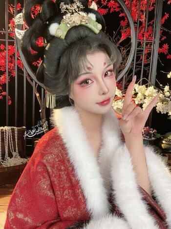 Full leaked Yuuhuia page private onlyfans photo