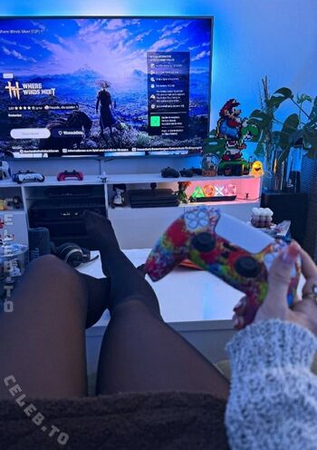 Full leaked Yve gaming private onlyfans photo