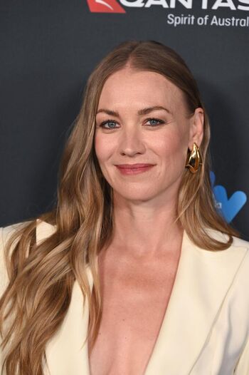 Full leaked Yvonne strahovski private onlyfans photo