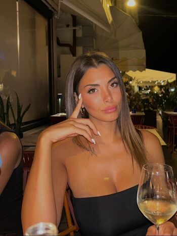 Full leaked Zagirra page private onlyfans photo