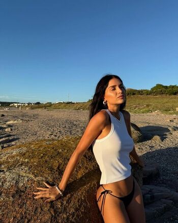 Zaira Nara