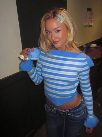 Full leaked Zara larsson  page private onlyfans photo