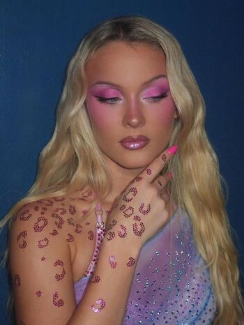 Full leaked Zara larsson private onlyfans photo