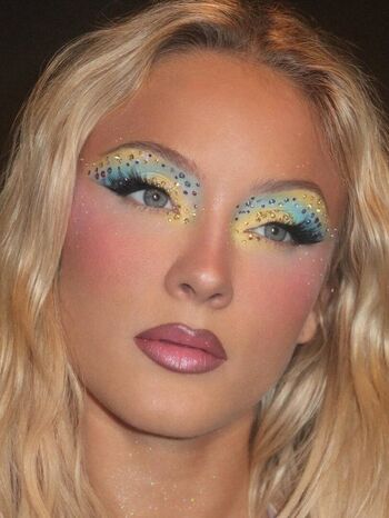 Full leaked Zara larsson private onlyfans photo