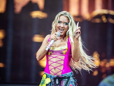 Full leaked Zara larsson page private onlyfans photo
