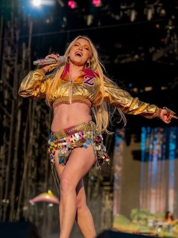 Full leaked Zara larsson page private onlyfans photo