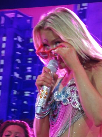 Full leaked Zara larsson page private onlyfans photo