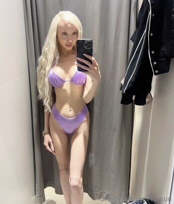 Full leaked Zara sky private onlyfans photo