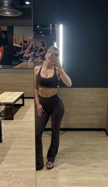 Full leaked Zarah ellen private onlyfans photo