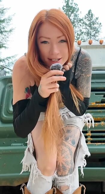 Full leaked Zarawolf private onlyfans photo
