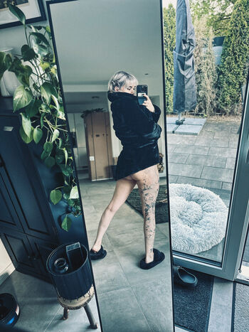 Full leaked Zayuri private onlyfans photo