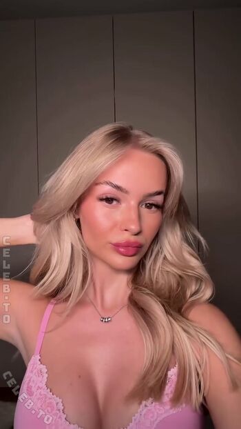 Full leaked Zclina private onlyfans photo