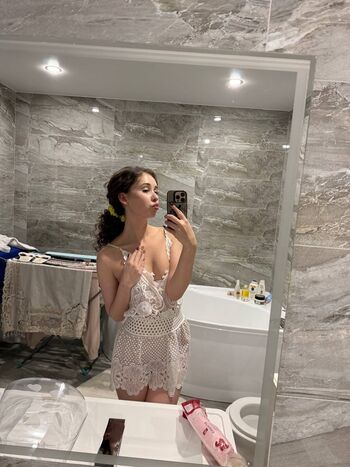 Full leaked Zefirka natsuki page private onlyfans photo